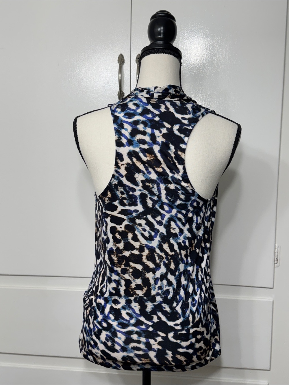 Guess Sleeveless V-Neck Animal Print Top in Blue, Black & Cream - Picture 3 of 8